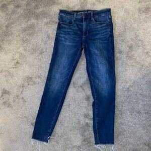 AE Hi-Rise Jegging Crop, Size 6 Regular